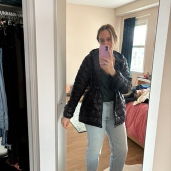 Uniqlo wind jacket - Picture 2 of 6